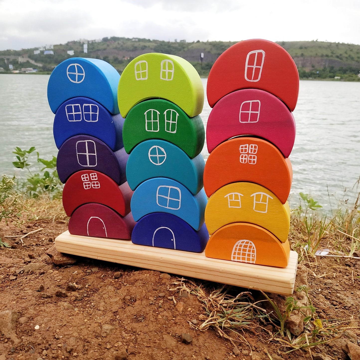 Moon Arch Rainbow Stacker | 15 Pieces