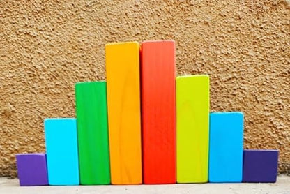 Rainbow Layer Pyramid Challenge Game